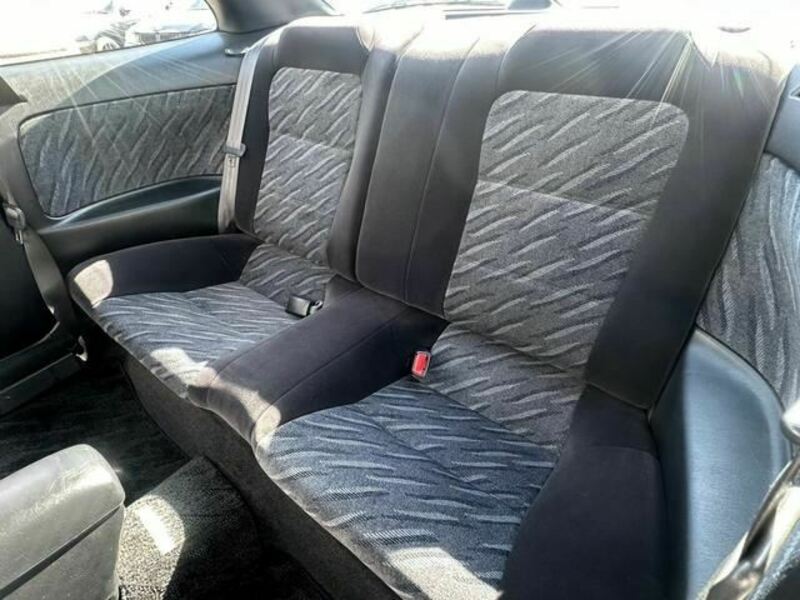 COROLLA LEVIN