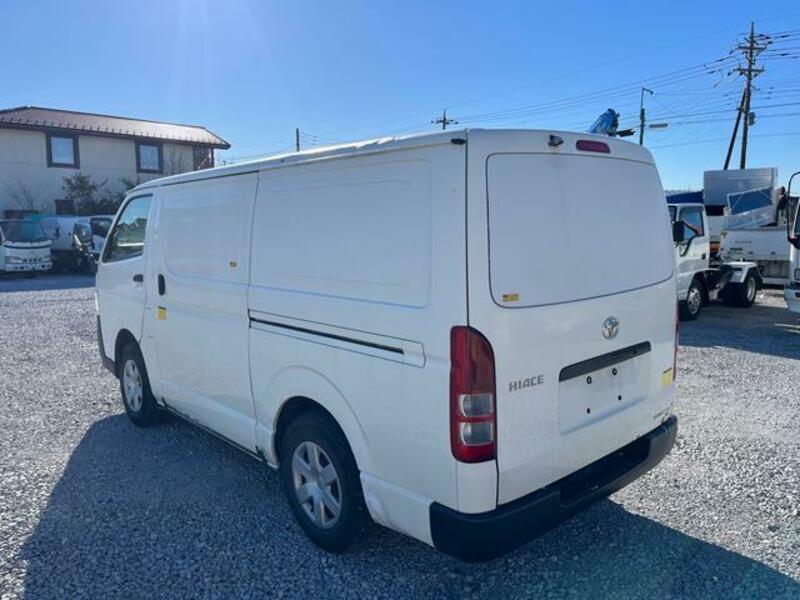 HIACE VAN-4