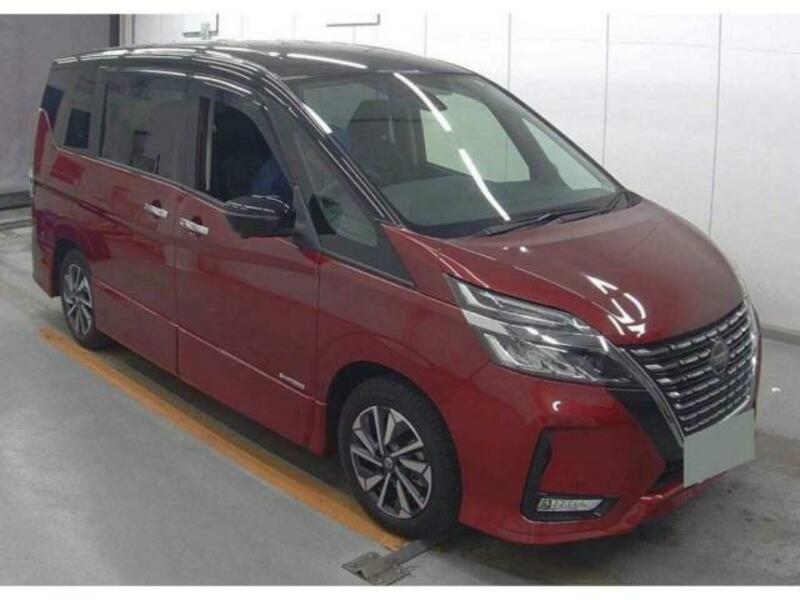 NISSAN　SERENA