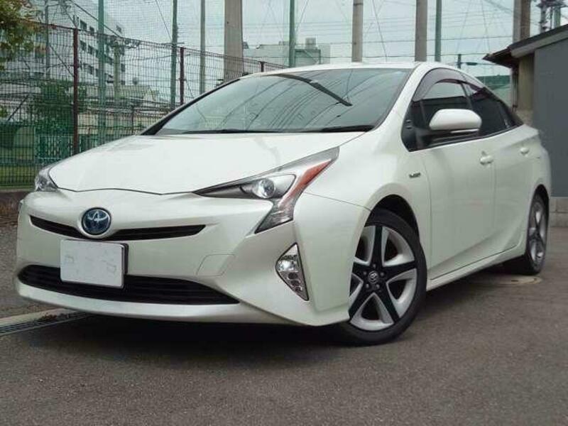 PRIUS-12