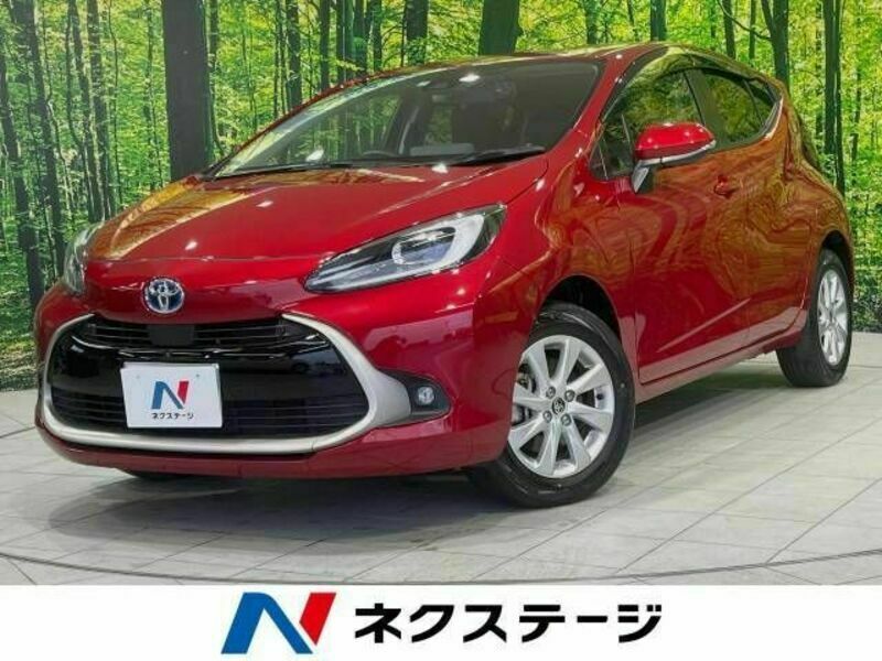 TOYOTA　AQUA