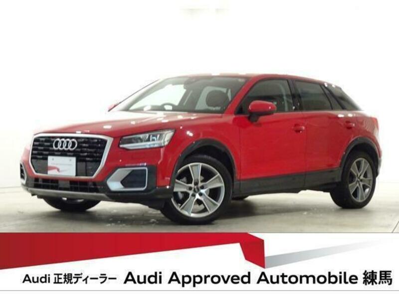 AUDI　Q2