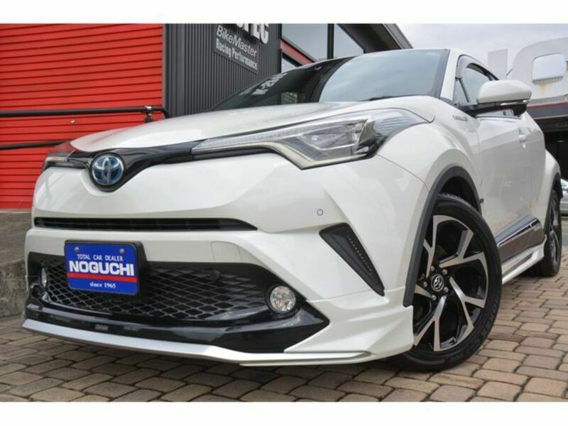 TOYOTA　C-HR