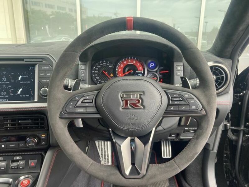 GT-R-8