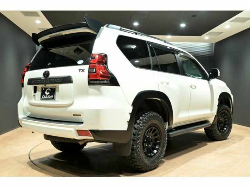 LAND CRUISER PRADO-1