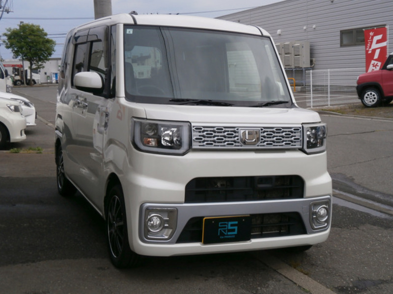 DAIHATSU　WAKE