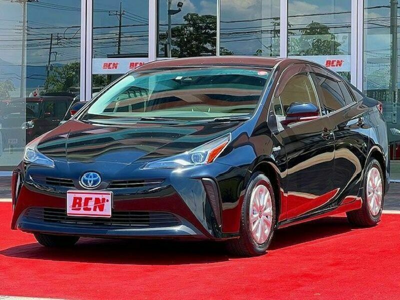 TOYOTA　PRIUS