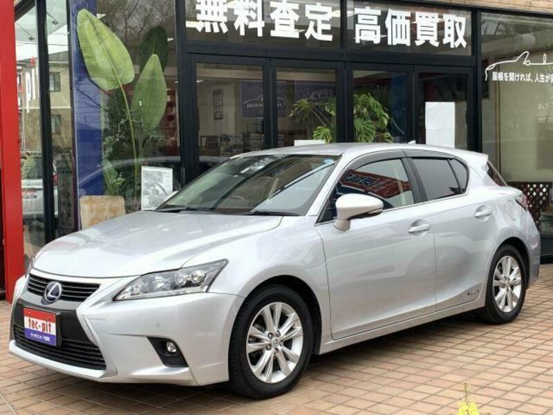 LEXUS　CT