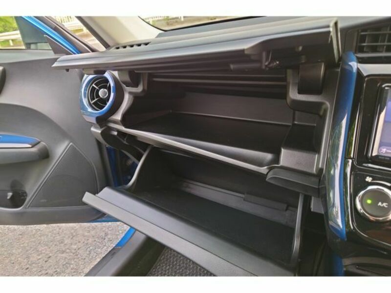 COROLLA FIELDER-18