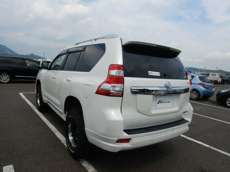 LAND CRUISER PRADO