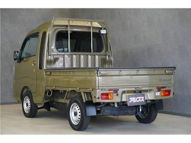 HIJET TRUCK-1