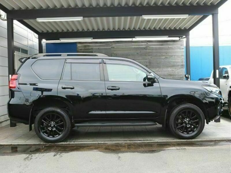 LAND CRUISER PRADO-4