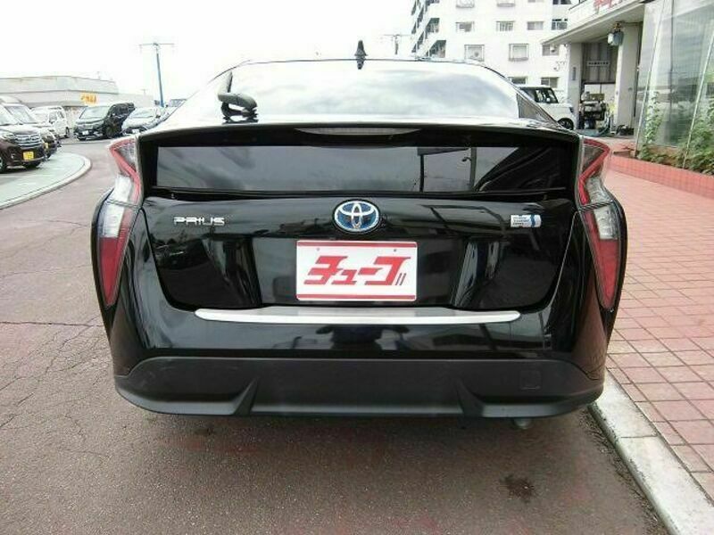 PRIUS-18