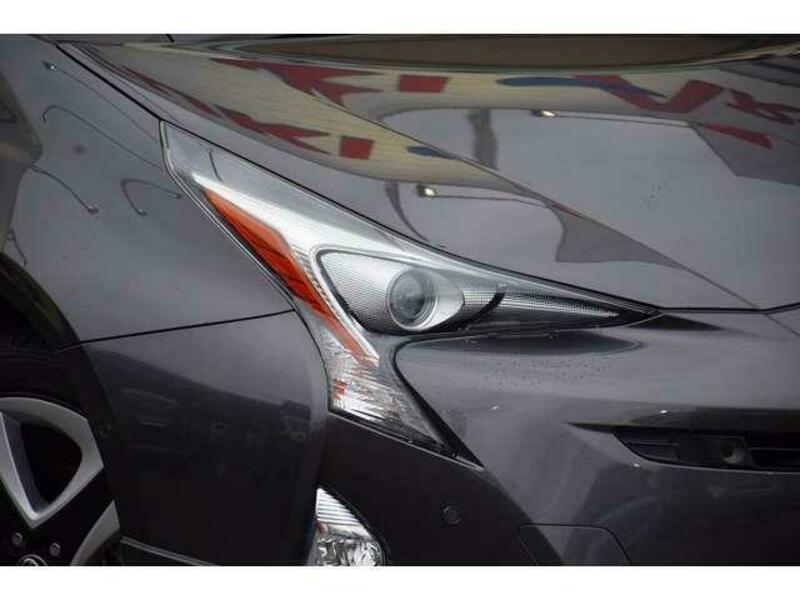 PRIUS-3