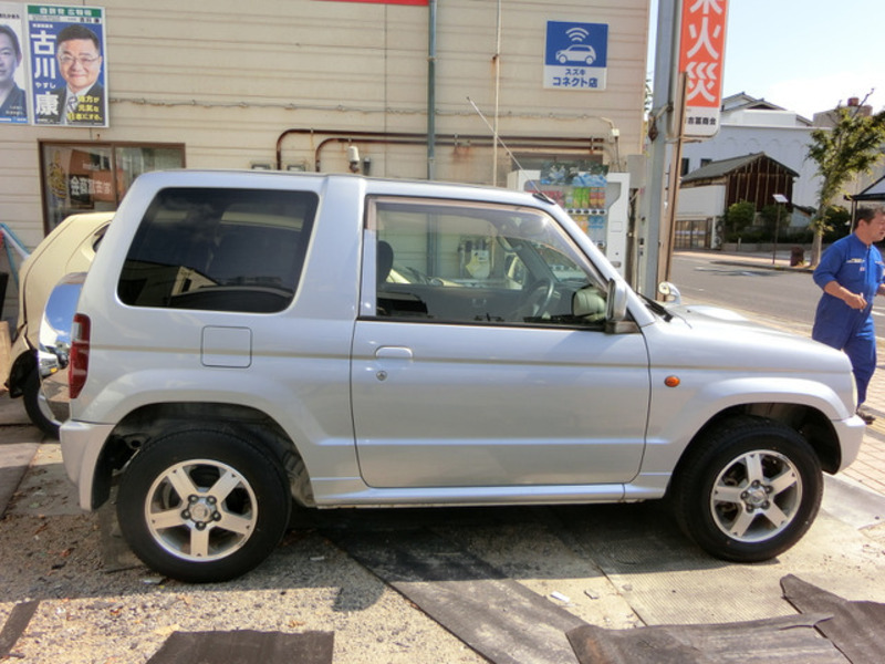 PAJERO MINI-16