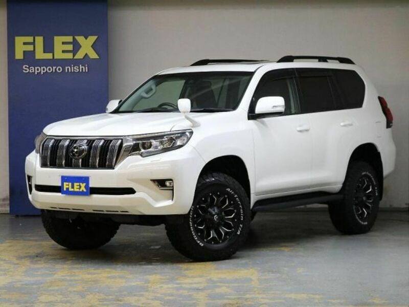 TOYOTA　LAND CRUISER PRADO