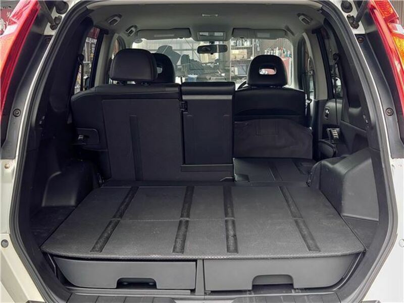 X-TRAIL-19