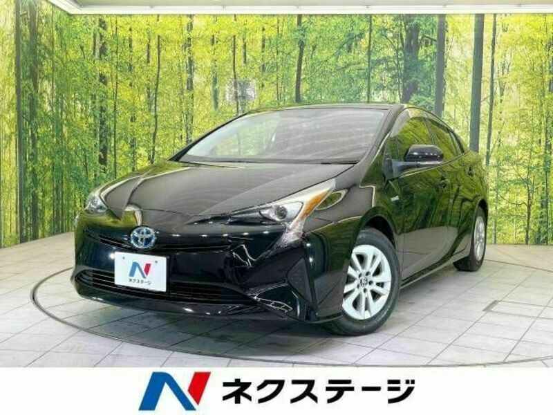 TOYOTA　PRIUS