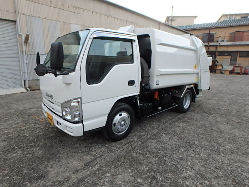 ISUZU　ELF