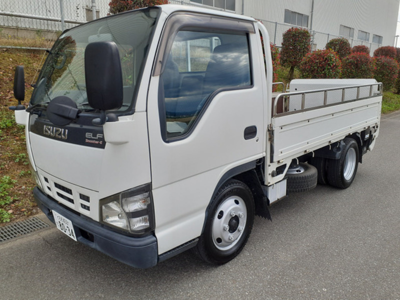 ISUZU　ELF