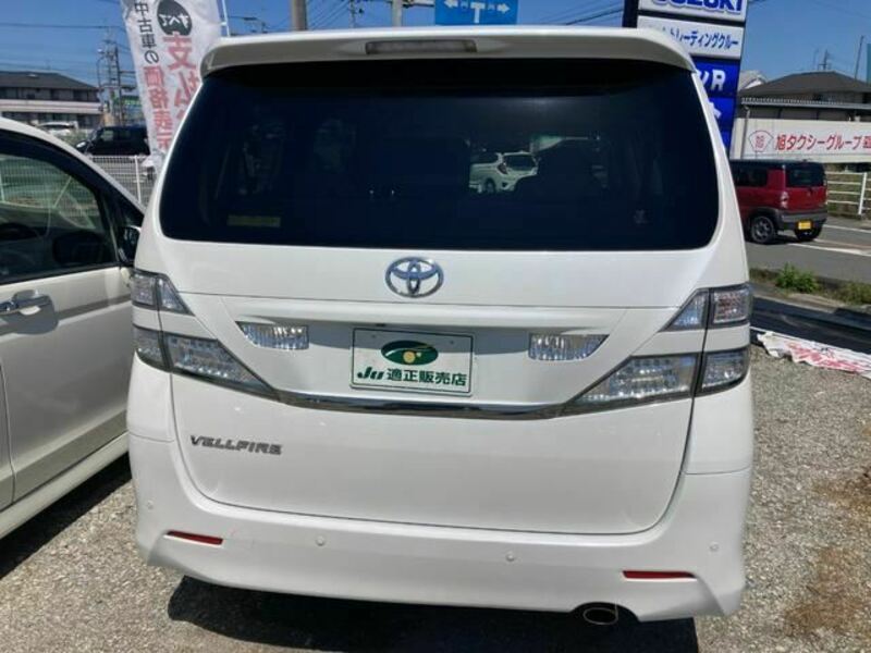 VELLFIRE-8