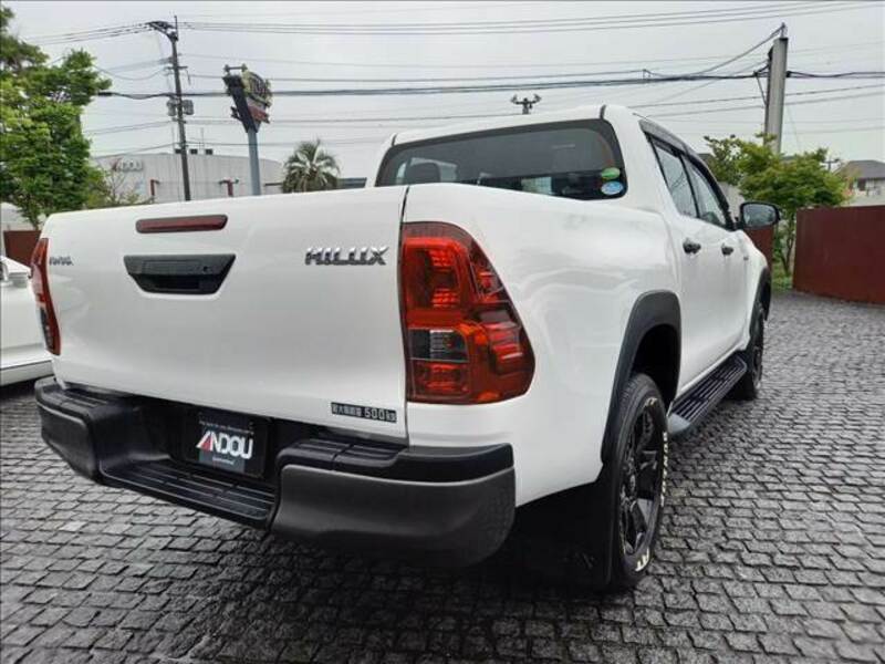 HILUX