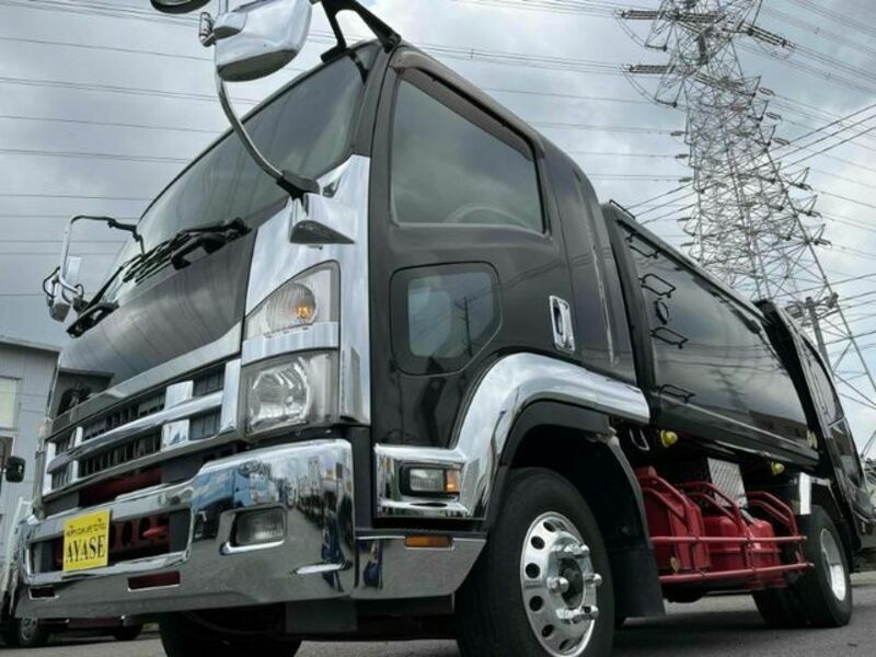 ISUZU　FORWARD