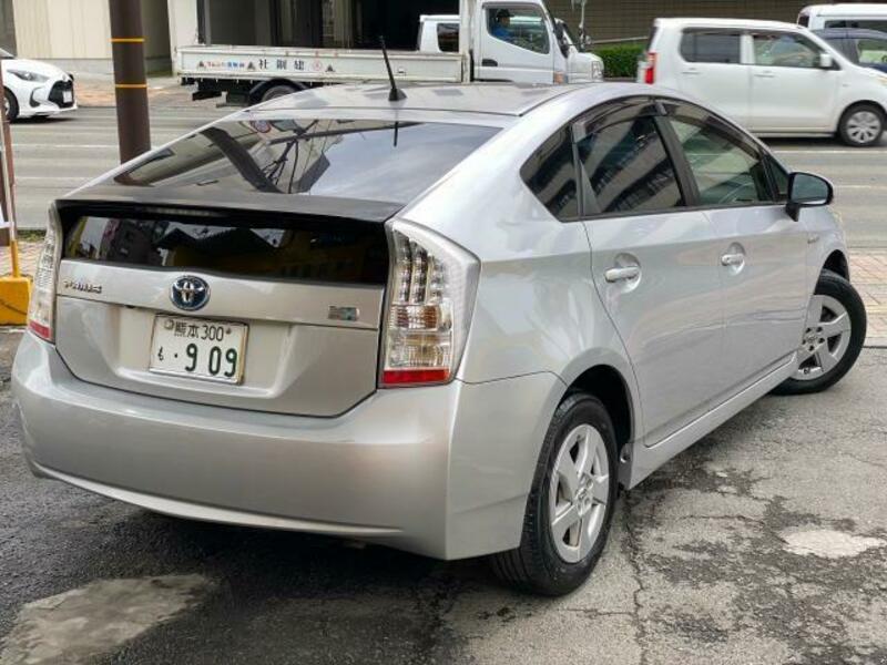 PRIUS-2