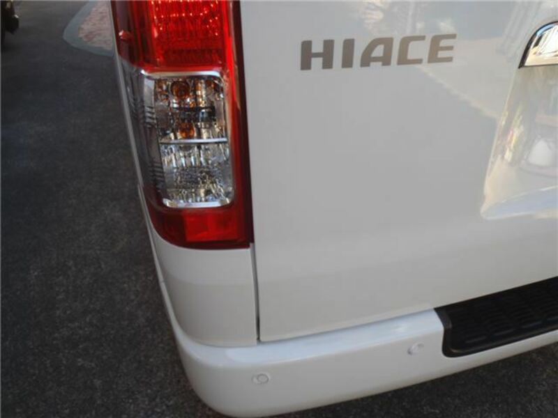 HIACE VAN-18