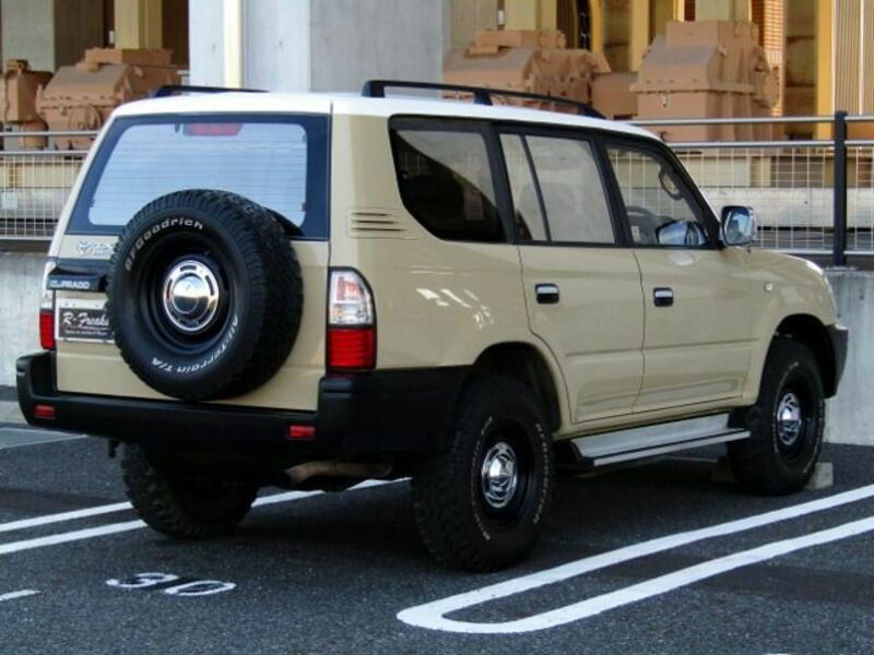 LAND CRUISER PRADO-3