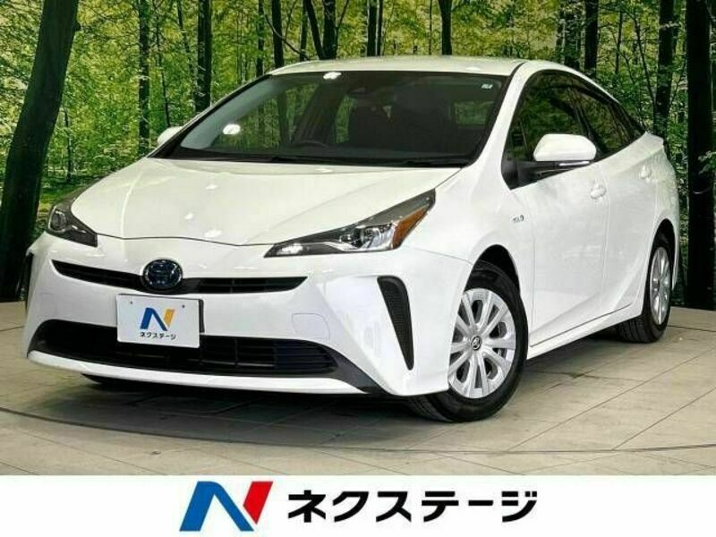 TOYOTA　PRIUS