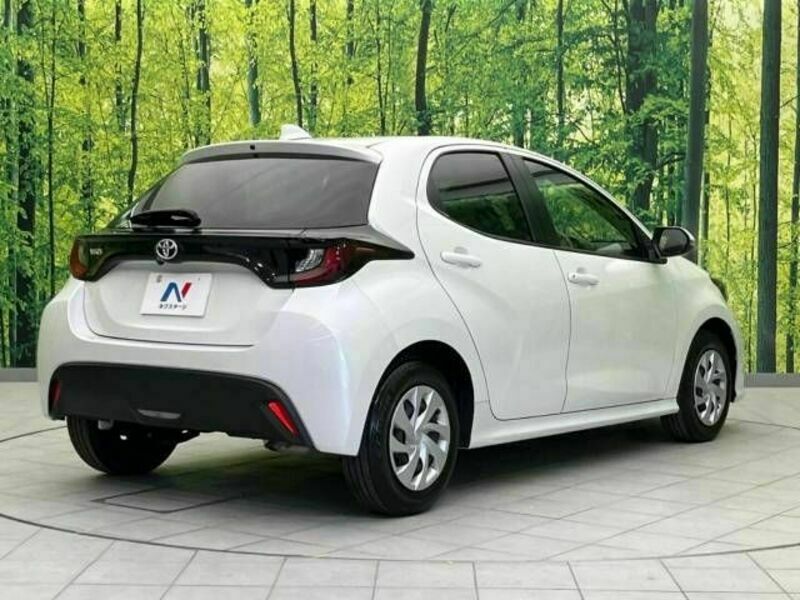 YARIS-17