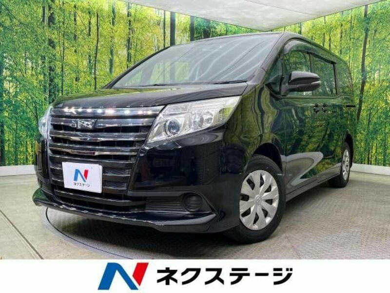 TOYOTA　NOAH