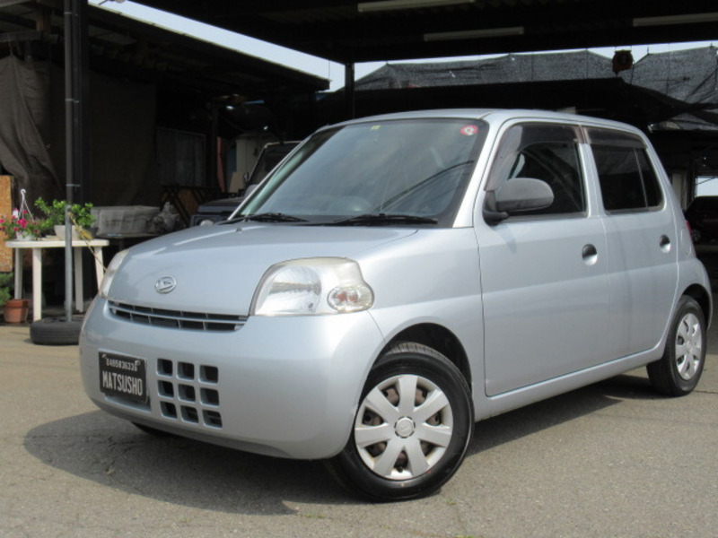 DAIHATSU　ESSE