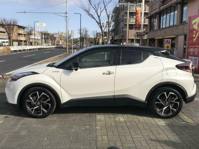 C-HR-8