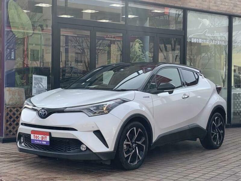 TOYOTA　C-HR