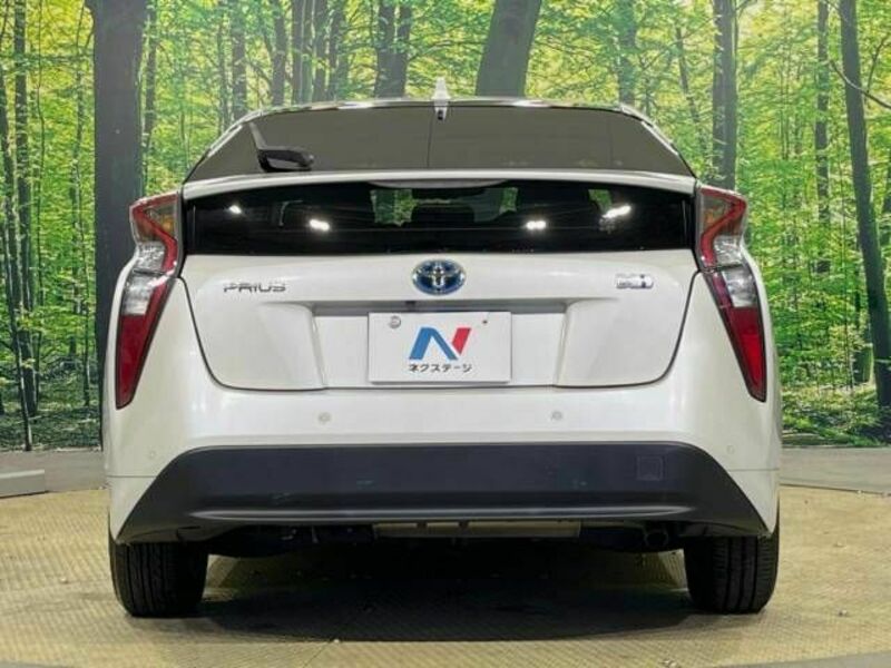 PRIUS-15