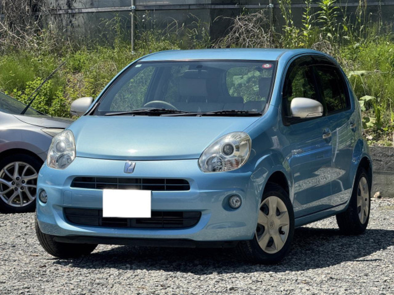 TOYOTA　PASSO