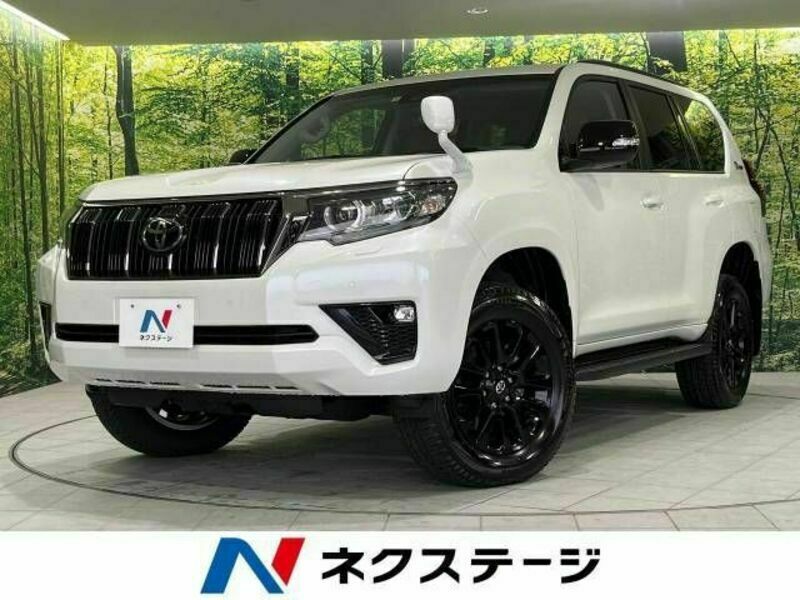 TOYOTA　LAND CRUISER PRADO