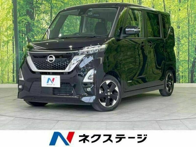 NISSAN　ROOX