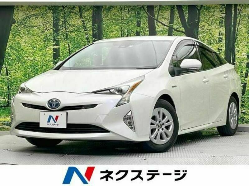 TOYOTA　PRIUS