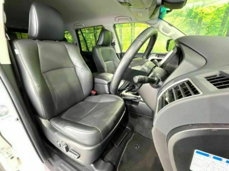 LAND CRUISER PRADO-7