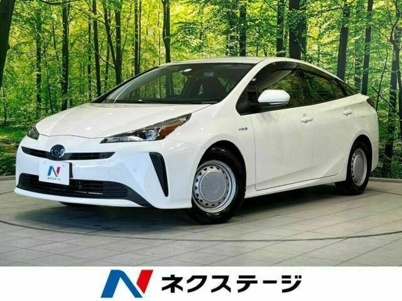 TOYOTA　PRIUS