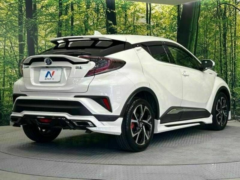 C-HR-17