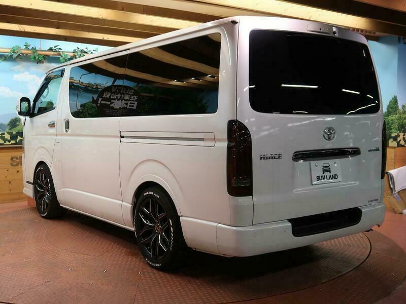 HIACE VAN-70