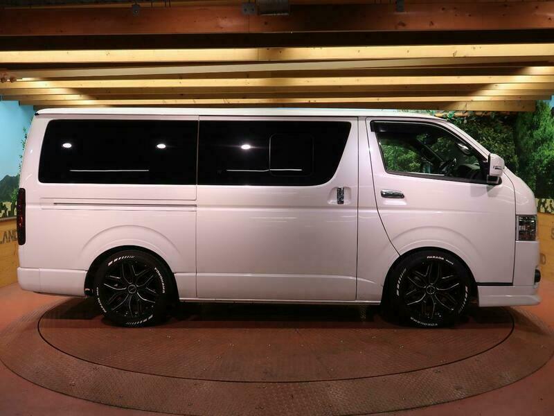 HIACE VAN-43