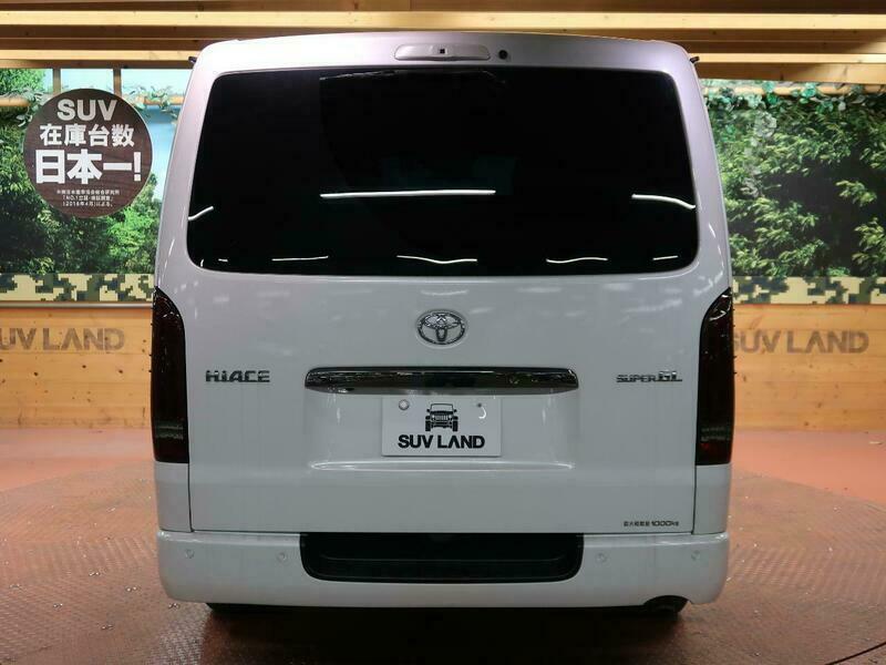 HIACE VAN-16