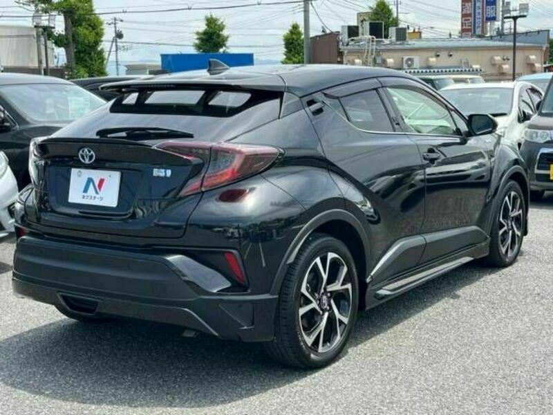 C-HR-17