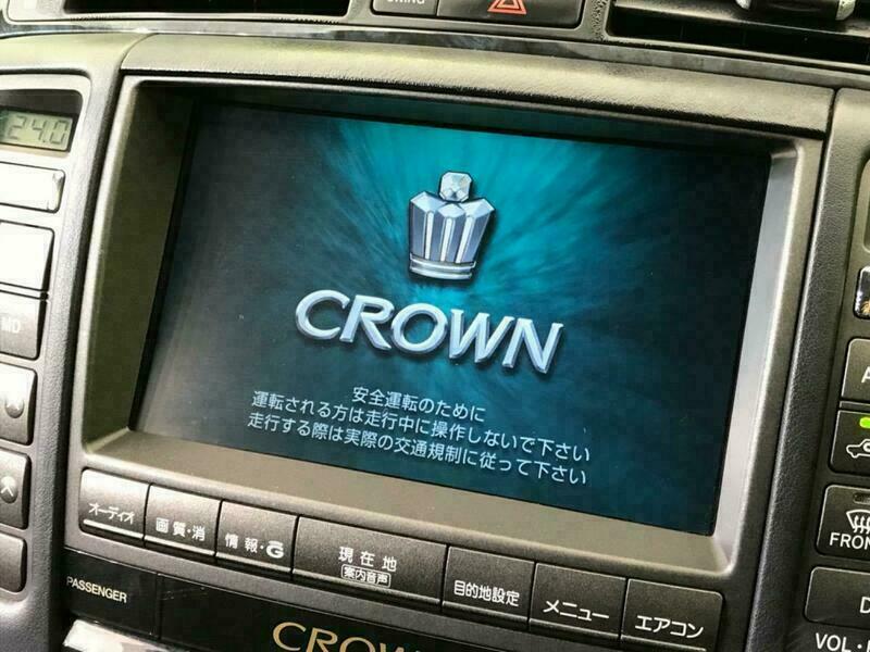 CROWN