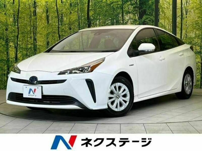 TOYOTA　PRIUS